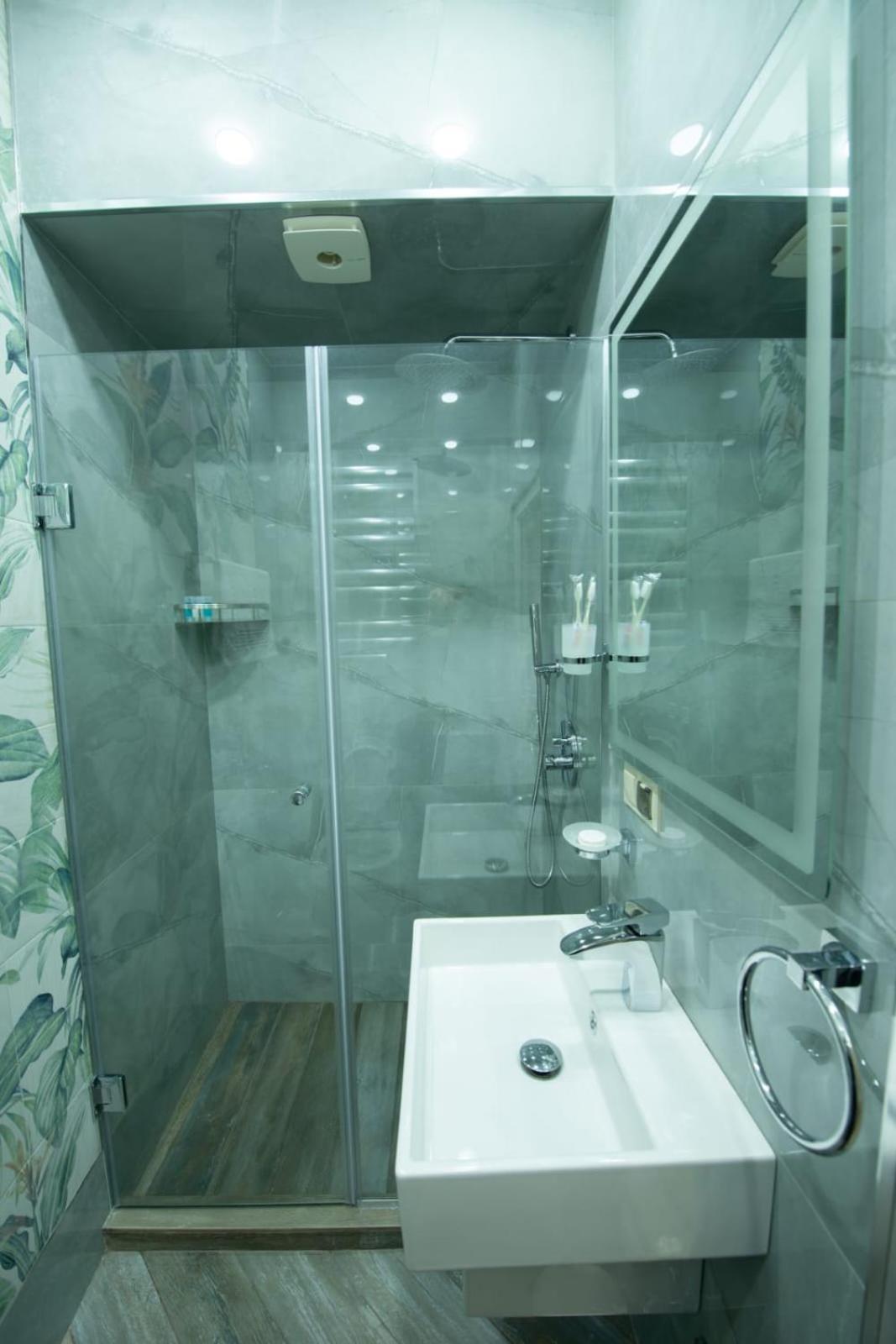 Marita Hotel Тбілісі Екстер'єр фото