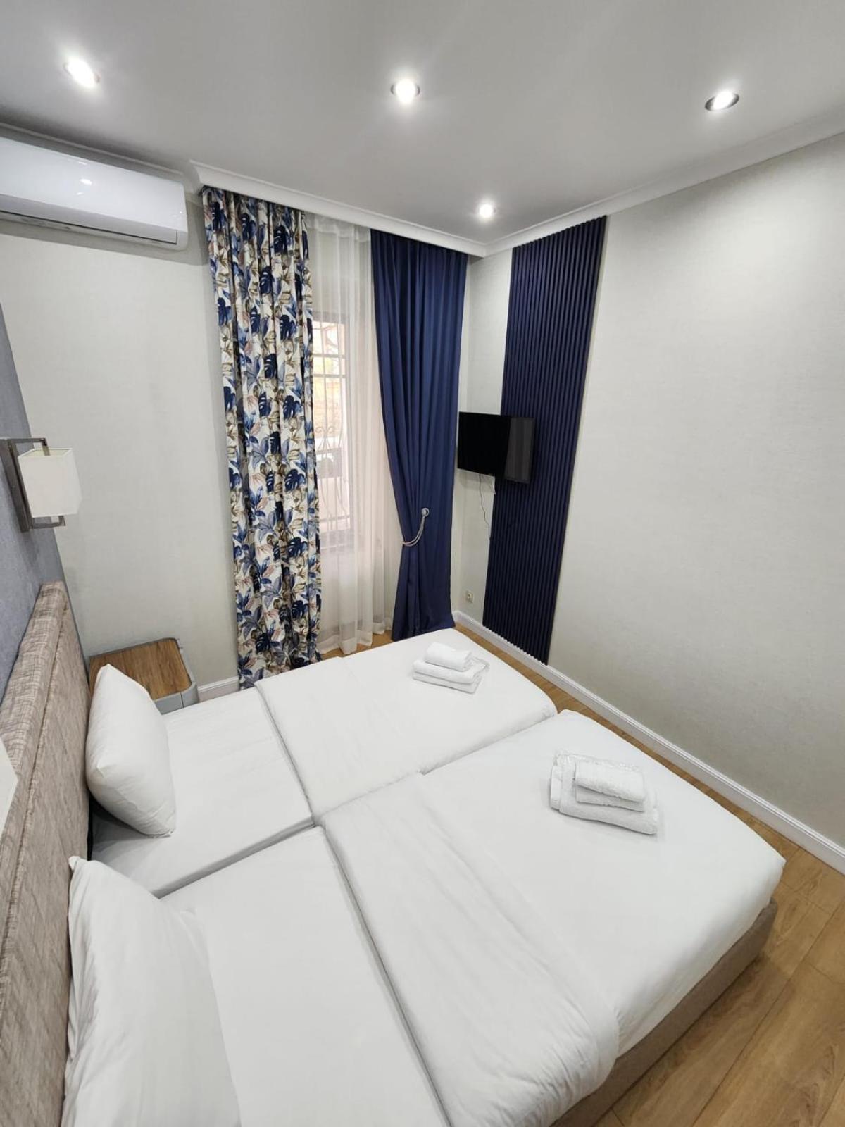 Marita Hotel Тбілісі Екстер'єр фото