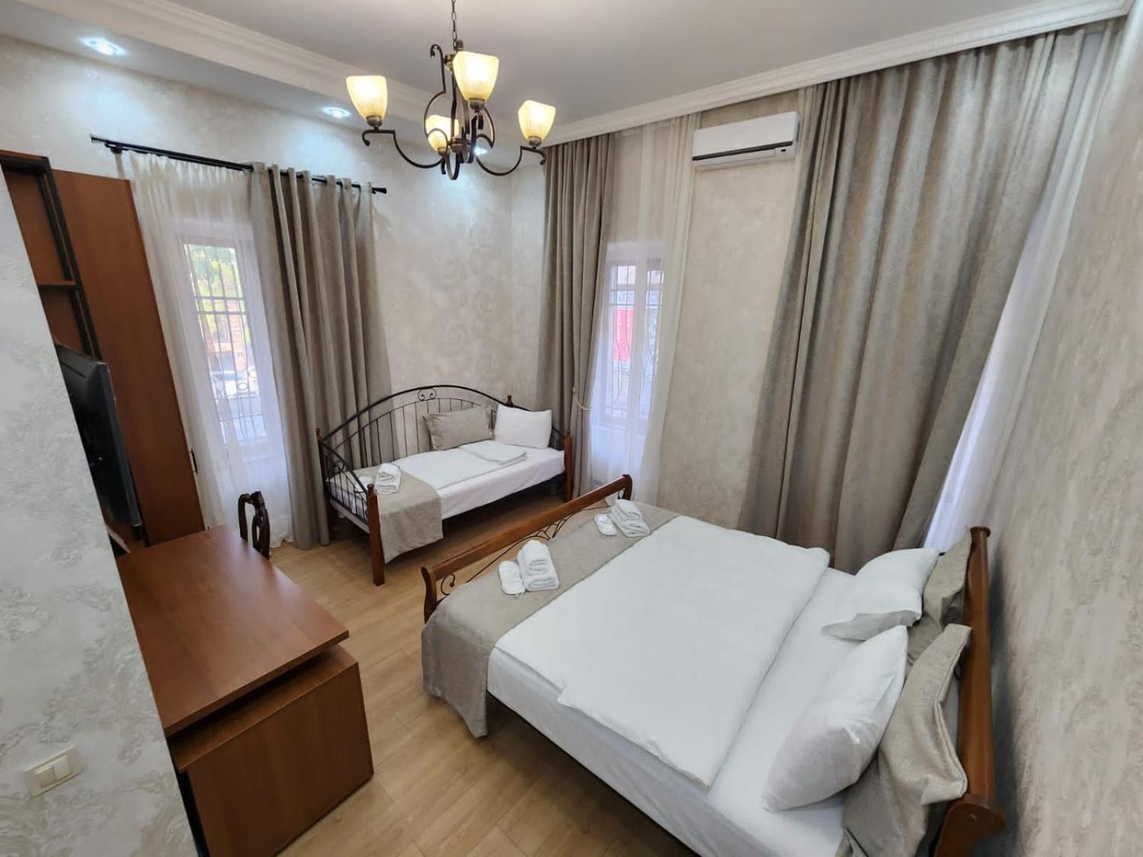 Marita Hotel Тбілісі Екстер'єр фото
