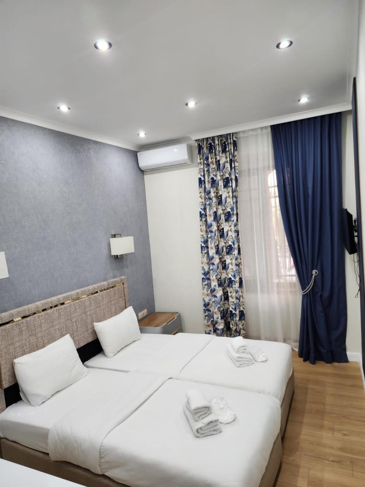 Marita Hotel Тбілісі Екстер'єр фото