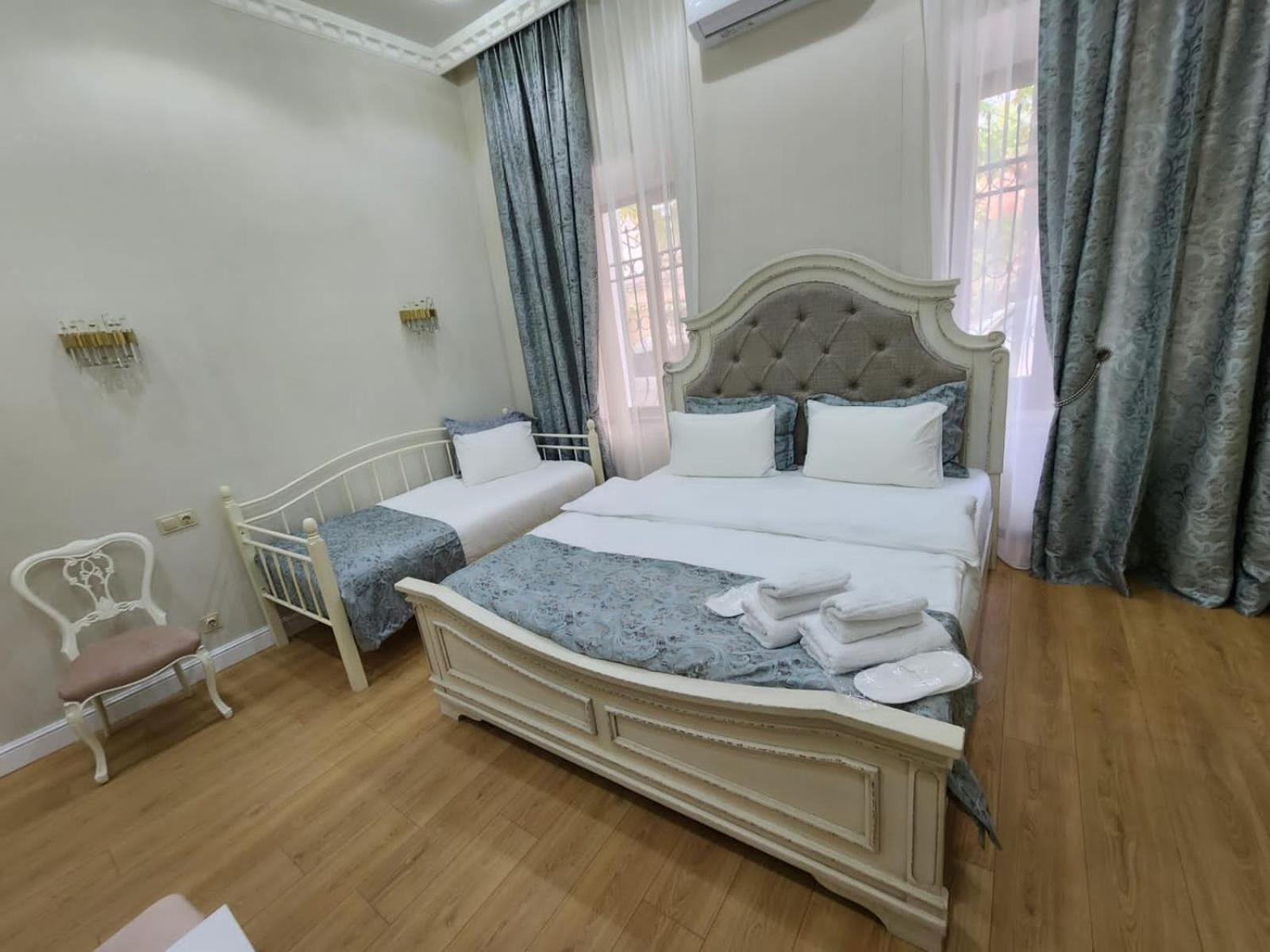 Marita Hotel Тбілісі Екстер'єр фото