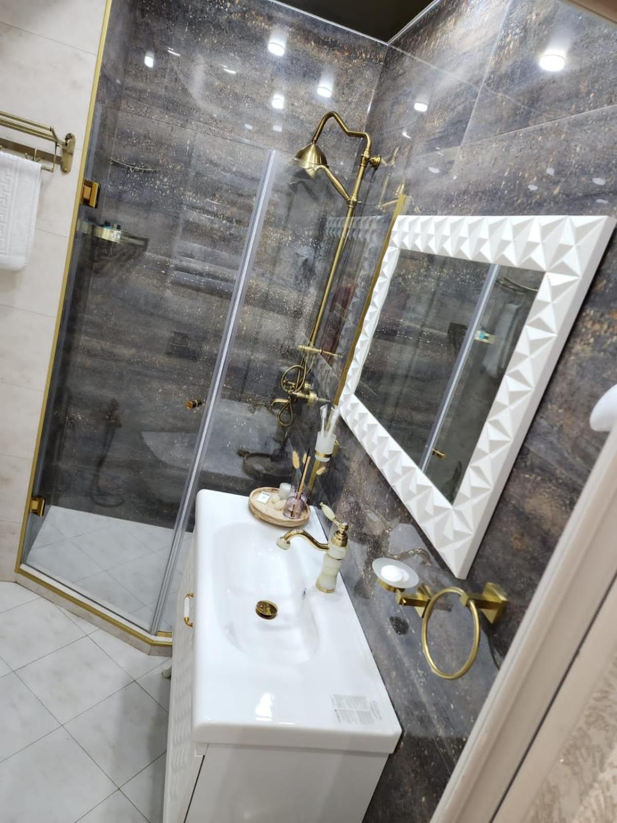 Marita Hotel Тбілісі Екстер'єр фото