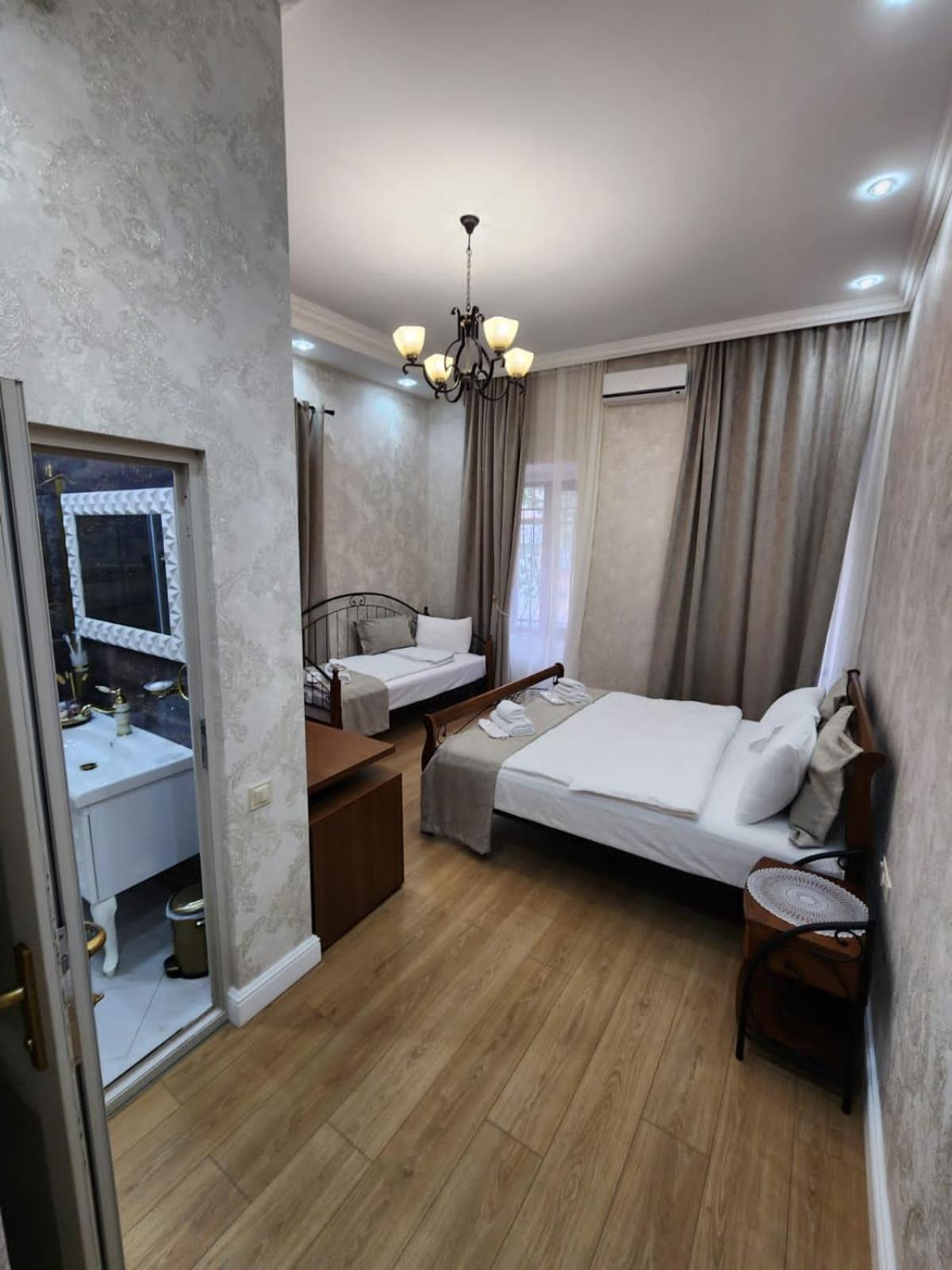 Marita Hotel Тбілісі Екстер'єр фото